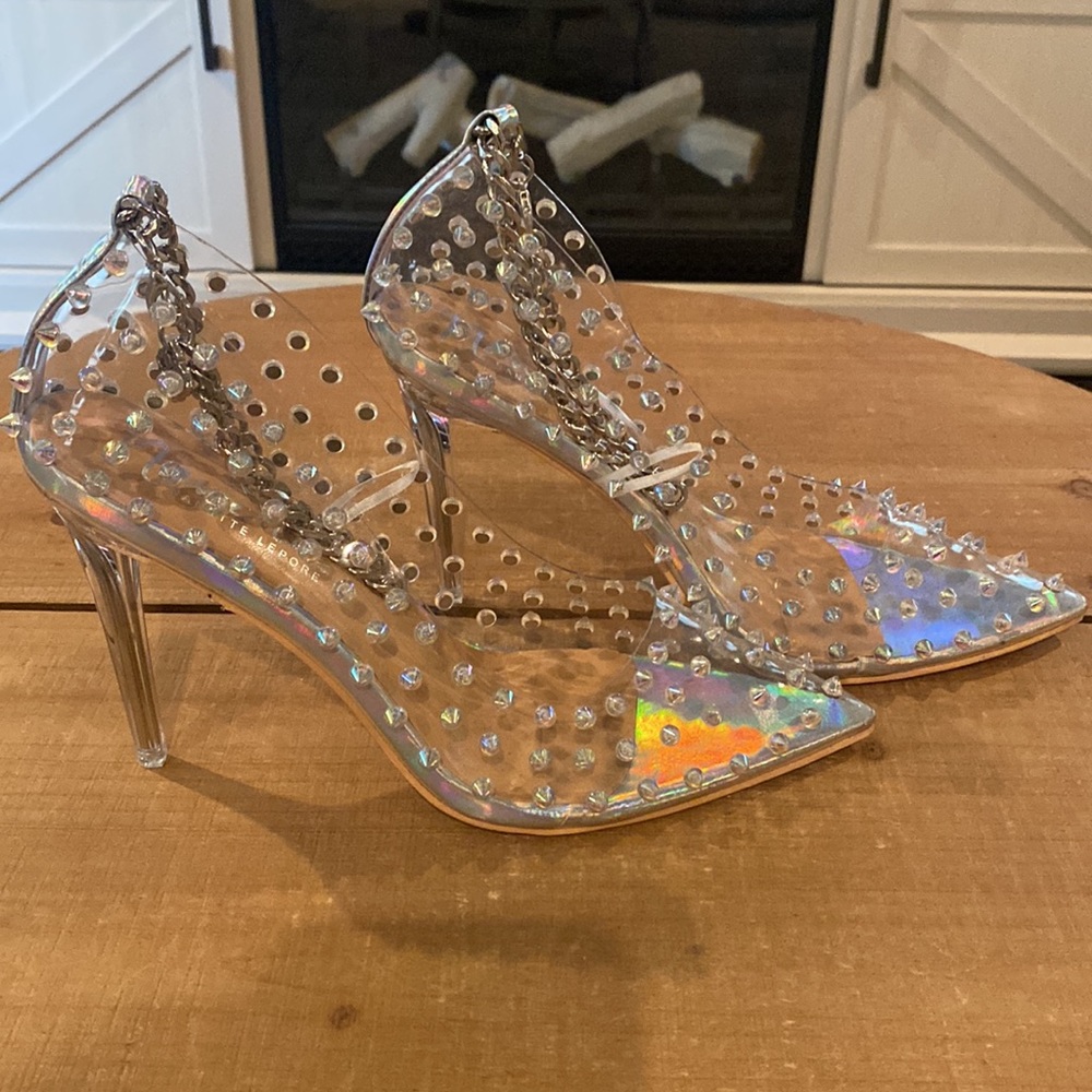 Nanette Lenore Clear Studded pumps